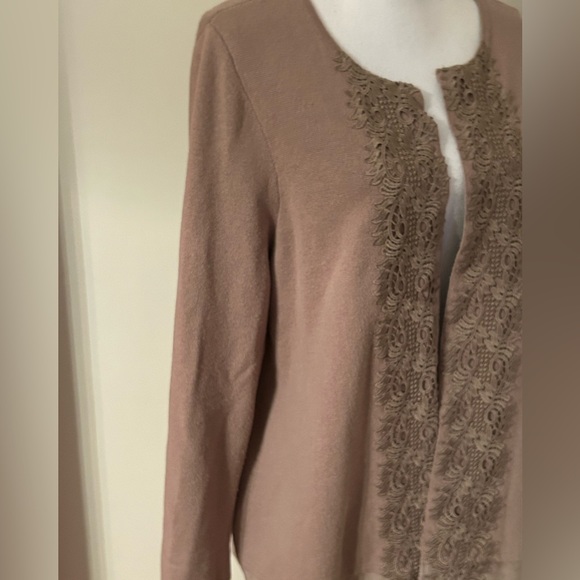 Chico’s Lace-Front Open Cardigan Taupe Sweater - Picture 8 of 13